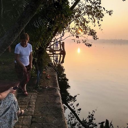 Ashtamudivillas Kollam Kültér fotó