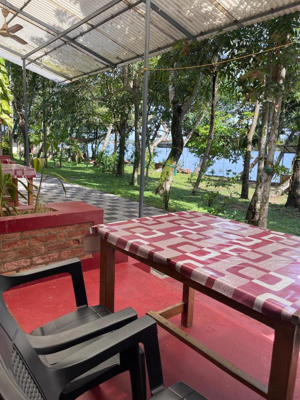 Ashtamudivillas Kollam Kültér fotó