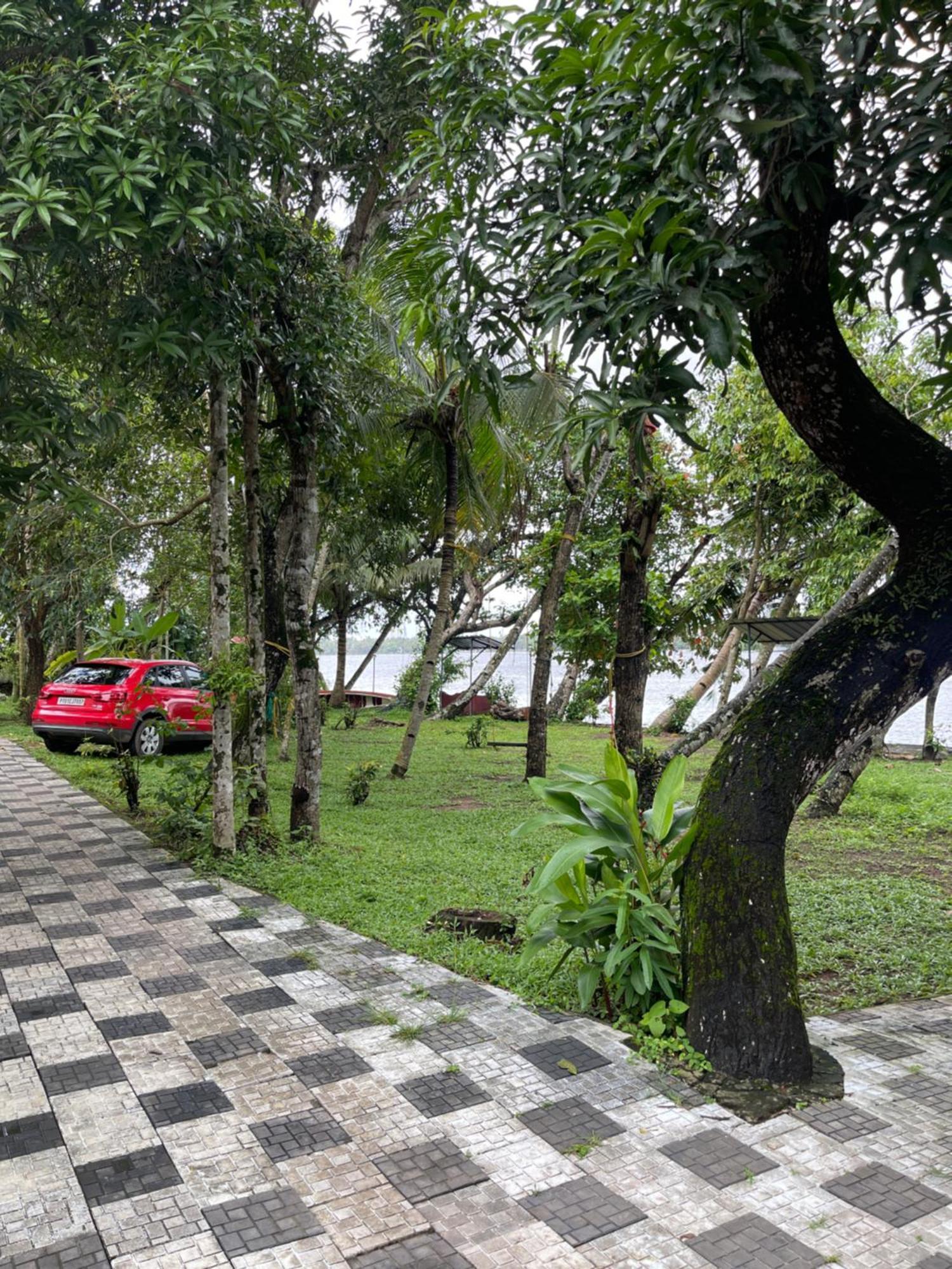 Ashtamudivillas Kollam Kültér fotó