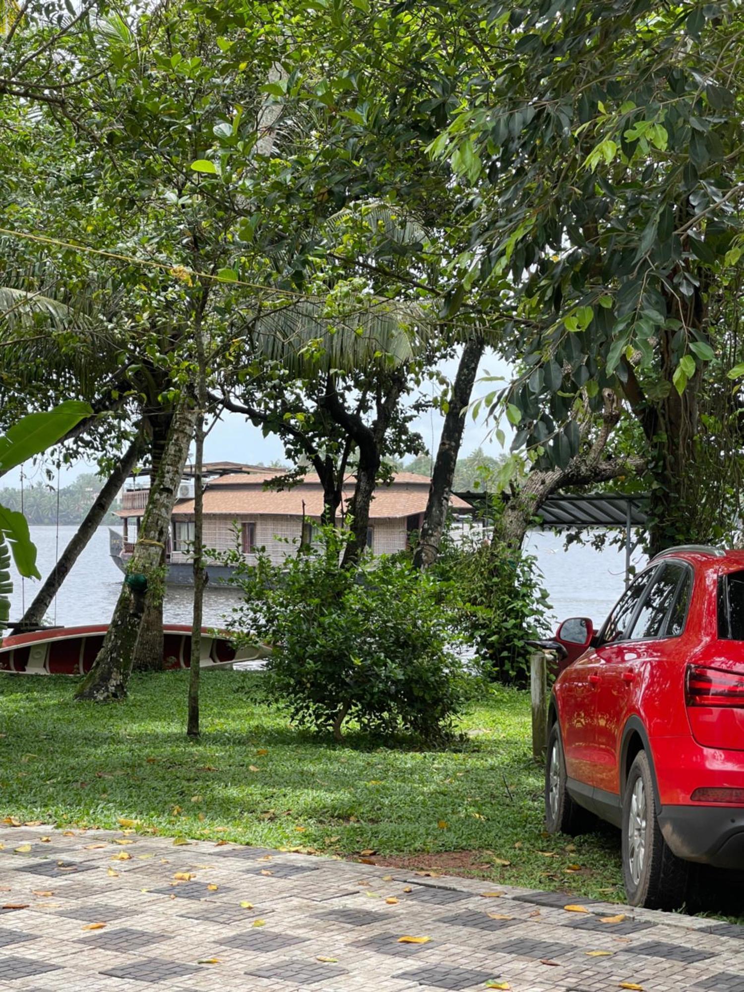 Ashtamudivillas Kollam Kültér fotó
