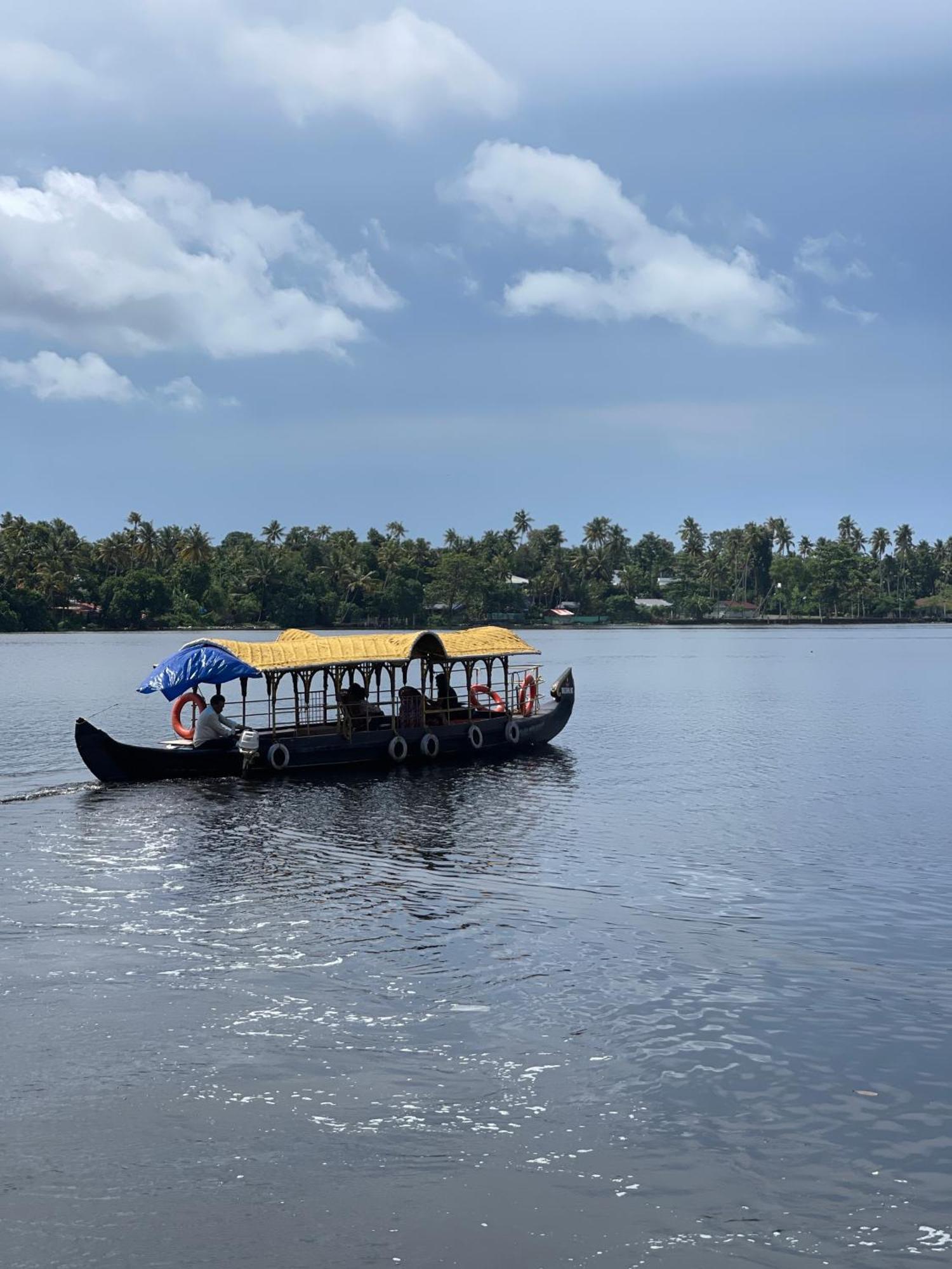 Ashtamudivillas Kollam Kültér fotó